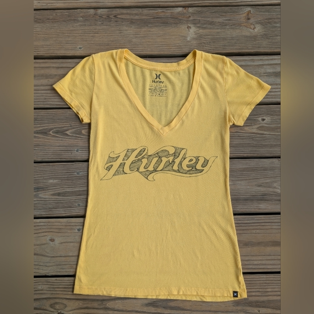 Hurley Women's Mustard V-Neck Tee
